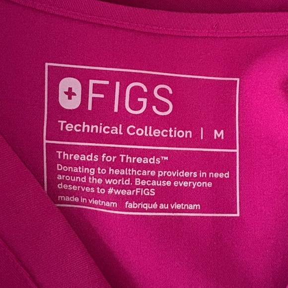 FIGS Raspberry Sorbet Scrub Set Jogger Scrub Pants & Scrub Top Size M - Picture 9 of 11